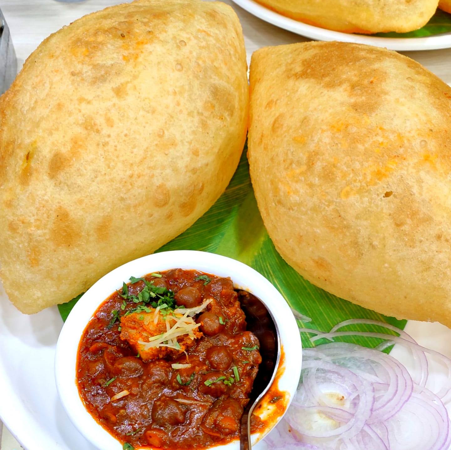 CHOLE BHATURE