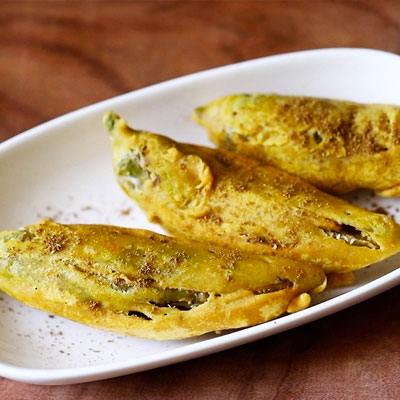 Pasandida Pakoras (Green Chilly)